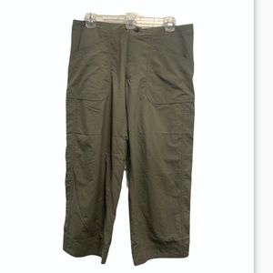 Mountain Hardwear Capri Pants